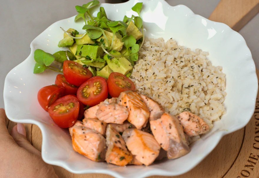 Heart-Healthy Eating: Foods That Love Your Heart Back